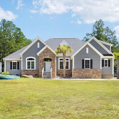 1026 Community Ln, Lancaster, SC 29720