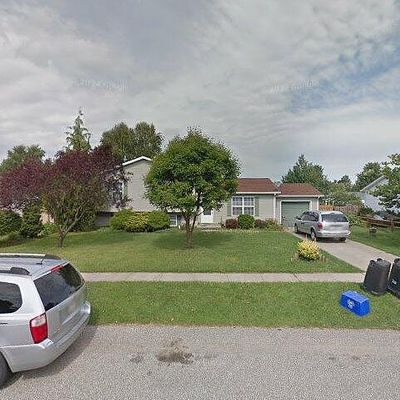 10314 Rose St, Lake City, PA 16423