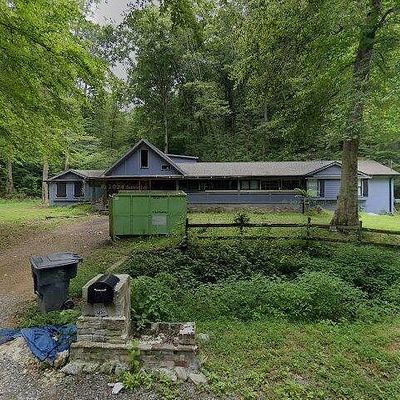 1032 Paint Pony Trl, Pegram, TN 37143