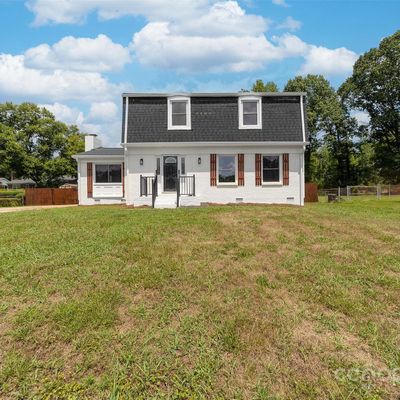 1042 Buckingham Ave, Gastonia, NC 28054