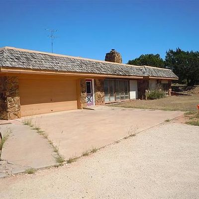 1049 Dan Moody St, Buffalo Gap, TX 79508