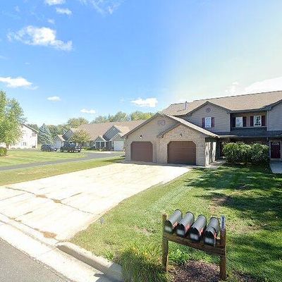 121 Waverly Dr, Cambridge, WI 53523