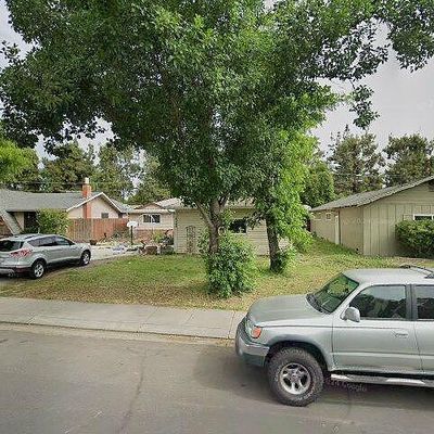 1213 Multnomah Dr, Modesto, CA 95350