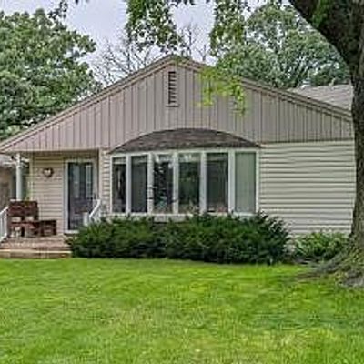 122 Ridge Rd, Albert Lea, MN 56007