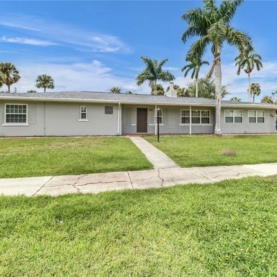 1231 Hopedale Dr, Fort Myers, FL 33919