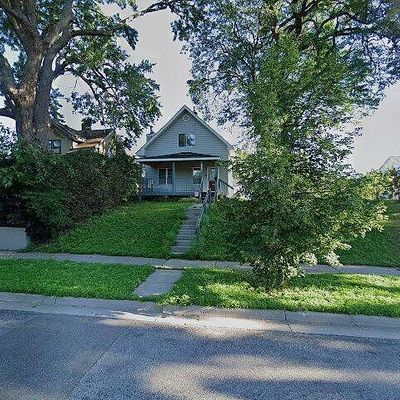 1239 Hewitt Ave, Saint Paul, MN 55104