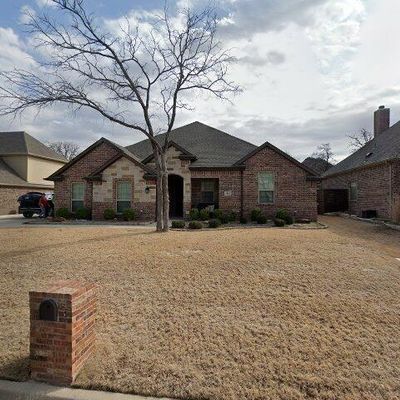 1252 Tradewind Cir, Azle, TX 76020