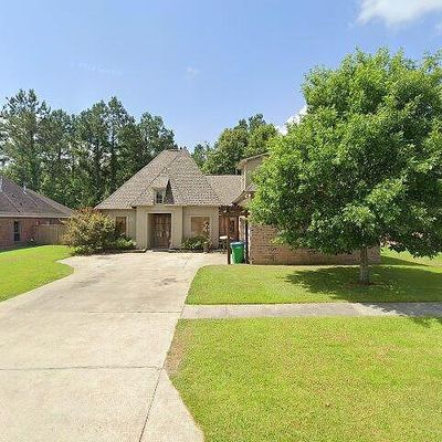 12742 Diamond Lake Dr, Walker, LA 70785