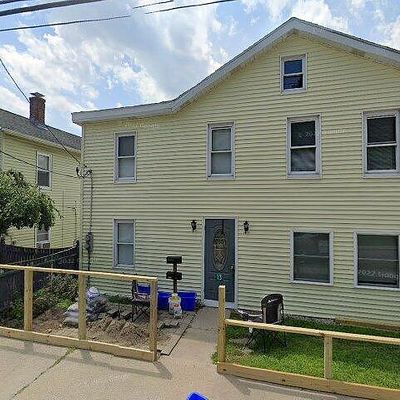 13 Blackstone St, Blackstone, MA 01504