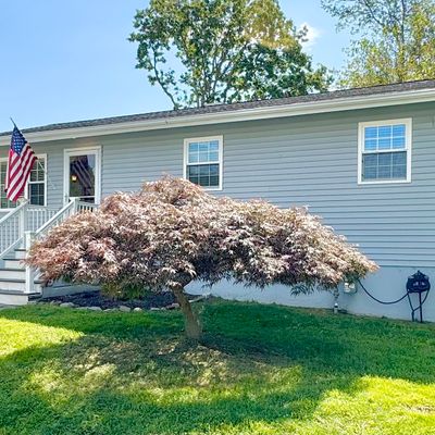 13 Fern St, Milford, CT 06460