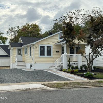 1304 8 Th Ave, Neptune, NJ 07753