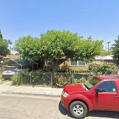 1304 N Hall St, Visalia, CA 93291