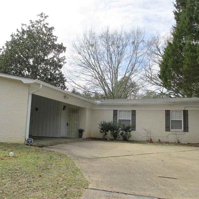 1306 Post Rd, Clinton, MS 39056