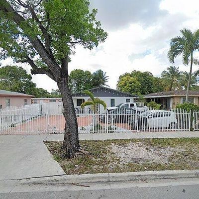 131 W 15 Th St, Hialeah, FL 33010