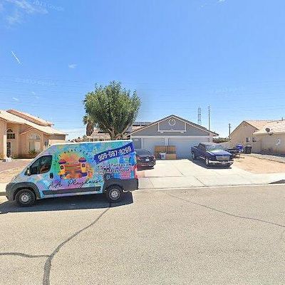 13175 Snowview Rd, Victorville, CA 92392