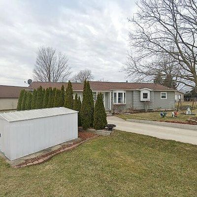 11478 Barnum Lake Rd, Fenton, MI 48430