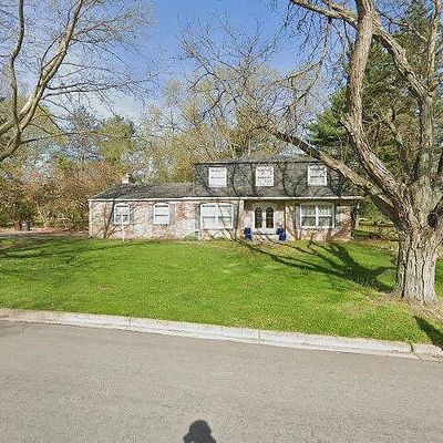 1162 Warrington Dr, Ann Arbor, MI 48103