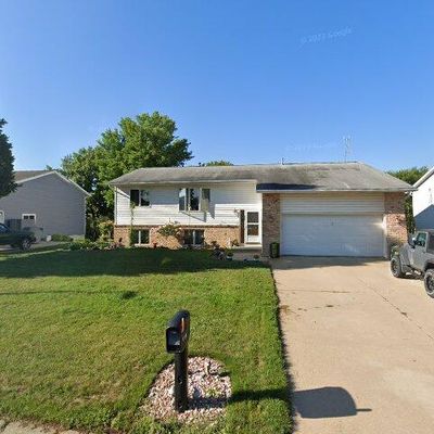 118 Circle Dr, Saint Charles, MN 55972