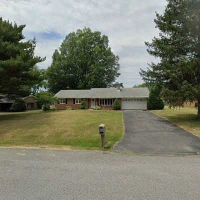 11810 Peacock Trl, Hagerstown, MD 21742