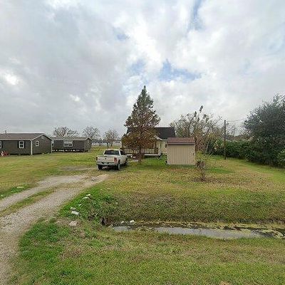 11905 Sunnyside Dr, Baytown, TX 77523