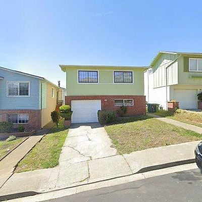 12 Montebello Dr, Daly City, CA 94015