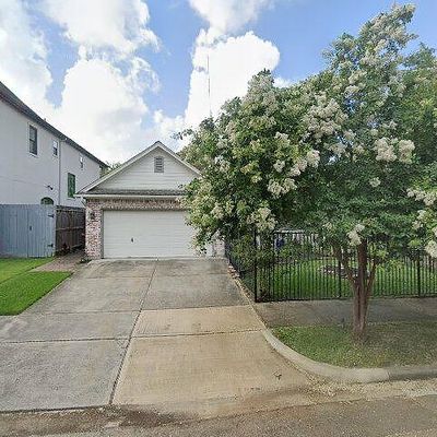 1205 W Pierce St, Houston, TX 77019