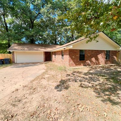 1206 S Utica Avenue, Russellville, AR 72801