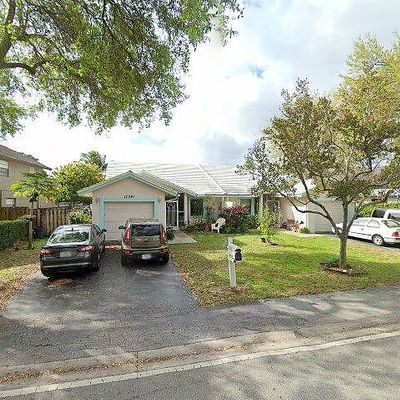 12086 Nw 33 Rd St #1 2, Coral Springs, FL 33065