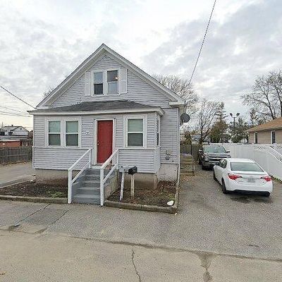 121 Merrill St, East Providence, RI 02914