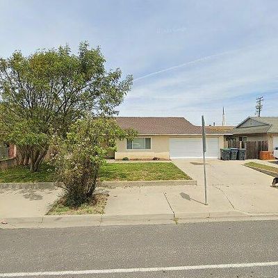 1409 W College Ave, Lompoc, CA 93436