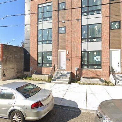 1426 S Howard St, Philadelphia, PA 19147