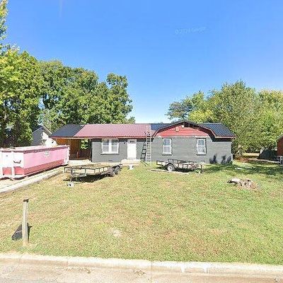 143 Story Book Dr, Clarksville, TN 37042