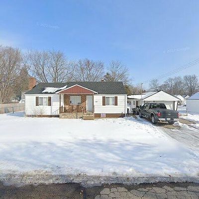 1441 Cutler St, Burton, MI 48509