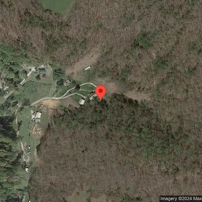 146 Coyote Ln, Caryville, TN 37714