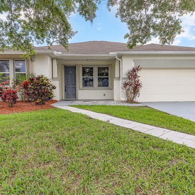 147 Aviation Ave Ne, Palm Bay, FL 32907