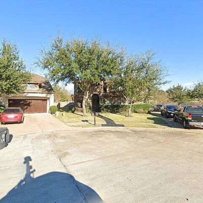 147 Trudeau Ln, Sugar Land, TX 77498