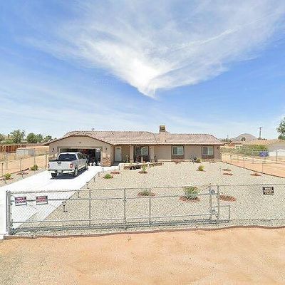 14790 Dakota Rd, Apple Valley, CA 92307