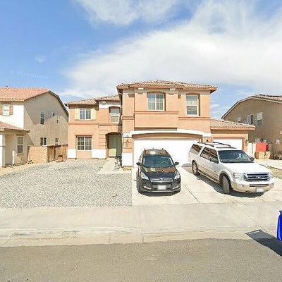 14843 Coachman Rd, Victorville, CA 92394