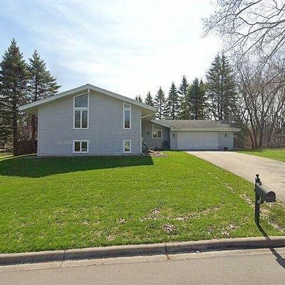 14920 Wellington Rd, Wayzata, MN 55391