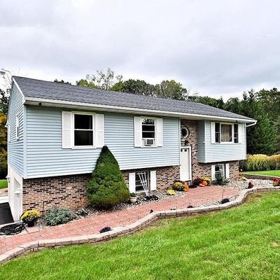 15 Melissa Ln, Royersford, PA 19468