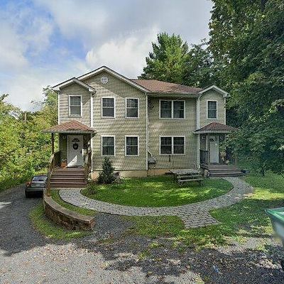 15 Southside Ave, New Paltz, NY 12561