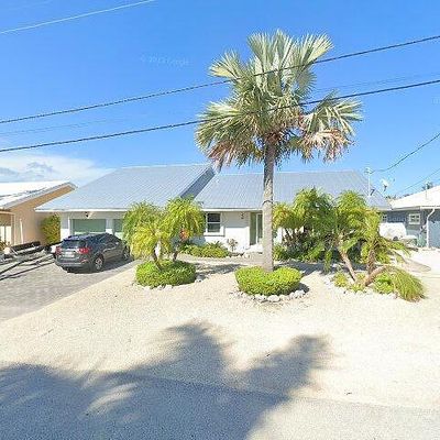 150 13 Th St, Key Colony Beach, FL 33051