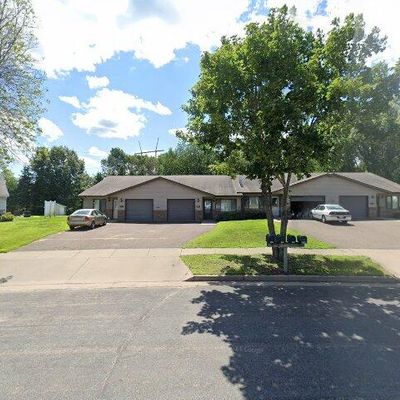 1503 Grissom Dr, Eau Claire, WI 54703