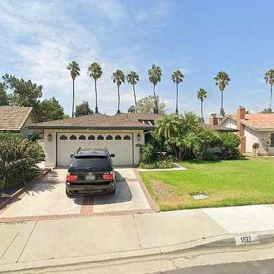 1527 Belgreen Dr, Whittier, CA 90601