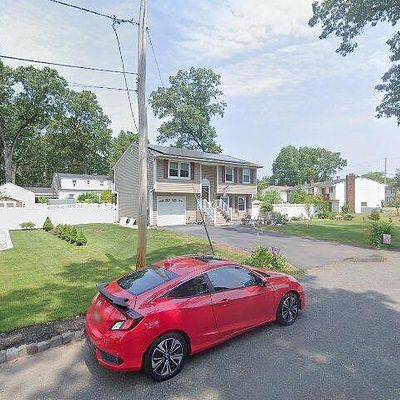 1528 Meister St, Piscataway, NJ 08854