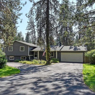 13305 W Meadowview Ln, Nine Mile Falls, WA 99026