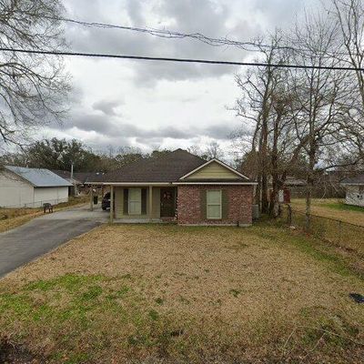 1332 S Arceneaux Ave, Gonzales, LA 70737