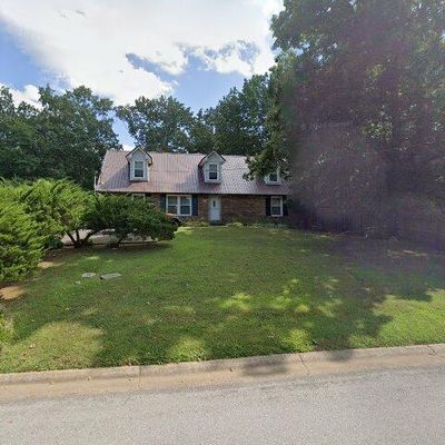 136 Mossland Dr, Clarksville, TN 37042