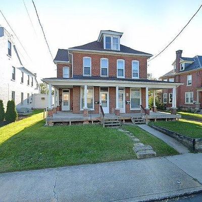 136 N Market St, Elizabethtown, PA 17022