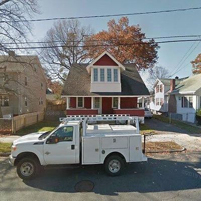 136 Marsden St, Springfield, MA 01109